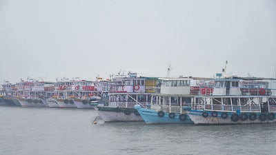 Mumbai, India – Dec 23, 2024: A boat at Gateway of India, in Mumbai, India, on Monday, Dec 23, 2024. (Photo by Bhushan Koyande/HT Photo) Mumbai, India – Dec 23, 2024: A boat at Gateway of India, in Mumbai, India, on Monday, Dec 23, 2024. (Photo by Bhushan Koyande/HT Photo)