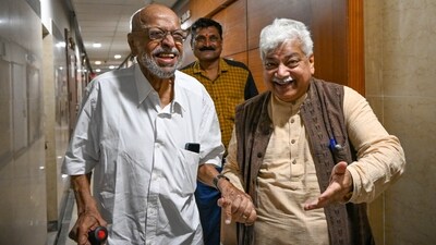 Atul Tiwari with his mentor Shyam Benegal on the legend's birthday on December 14 when he released the book Maestro - A Tribute to Shyam Benegal at 90 Atul Tiwari with his mentor Shyam Benegal on the legend's birthday on December 14 when he released the book Maestro - A Tribute to Shyam Benegal at 90