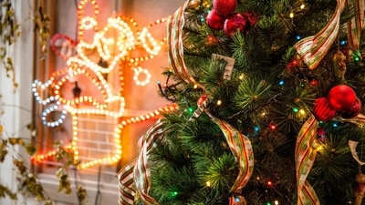 Here's what's open on Christmas Eve in US Here's what's open on Christmas Eve in US