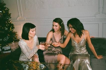 Surround yourself with people you love. (Pexels) Surround yourself with people you love. (Pexels)