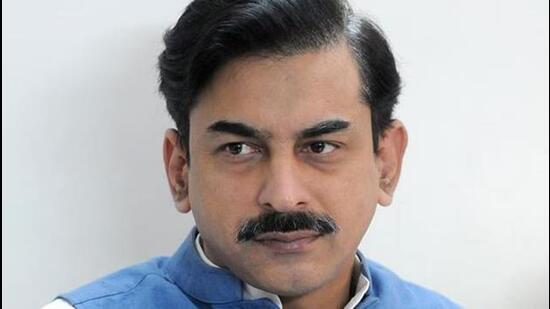 Nayagaon Ghar Bachao Manch chairman and Punjab BJP leader Vineet Joshi on Tuesday accused the Punjab govt of not passing the building plans for Nayagaon, Karoran and Nada after implementing the “wrongly interpreted” default 10-km Sukhna Eco-Sensitive Zone (ESZ) decision. (HT File)