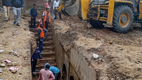 Sambhal: Excavation work continues after a stepwell and tunnel-like passage were discovered in Chandausi, near Sambhal, UP (PTI)