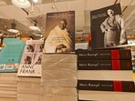 A Delhi bookstore drew attention by placing Anne Frank’s Diary next to Hitler’s Mein Kampf and Gandhi’s autobiography.
A Delhi bookstore drew attention by placing Anne Frank’s Diary next to Hitler’s Mein Kampf and Gandhi’s autobiography.