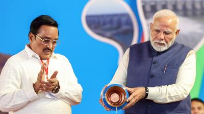 Prime Minister Narendra Modi lays the foundation stone of the Ken-Betwa river linking project in Khajuraho on Wednesday. (ANI) Prime Minister Narendra Modi lays the foundation stone of the Ken-Betwa river linking project in Khajuraho on Wednesday. (ANI)