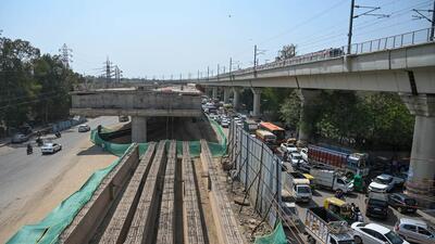 The flyover from ESI metro station to Club Road in Punjabi Bagh was opened for a trial run for over eight hours on Tuesday. (Sanchit Khanna/HT PHOTO) The flyover from ESI metro station to Club Road in Punjabi Bagh was opened for a trial run for over eight hours on Tuesday. (Sanchit Khanna/HT PHOTO)
