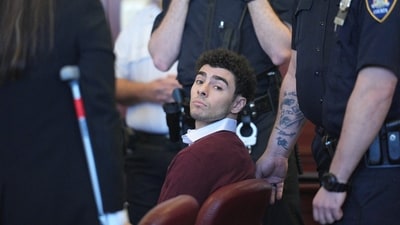 Luigi Mangione, the suspect in the killing of UnitedHealth Group chief executive Brian Thompson, appears in Manhattan Supreme Court for his arraignment hearing in New York City, U.S., December 23, 2024. (via REUTERS / Curtis Means/Pool )