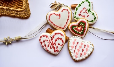 Christmas is the time when people indulge in sugary treats, which can lead to seasonal weight gain. (Pexels) Christmas is the time when people indulge in sugary treats, which can lead to seasonal weight gain. (Pexels)