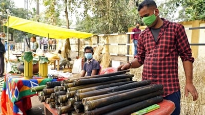 BMC and Bhubaneswar Development Authority were evicting vendors on 12 different roads without any proper rehabilitation. (Pics used for representation) (ANI) BMC and Bhubaneswar Development Authority were evicting vendors on 12 different roads without any proper rehabilitation. (Pics used for representation) (ANI)