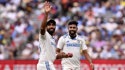 India's Jasprit Bumrah (L) and Mohammed Siraj (R) gesture on the first day of the fourth cricket Test at the MCG (AFP) India's Jasprit Bumrah (L) and Mohammed Siraj (R) gesture on the first day of the fourth cricket Test at the MCG (AFP)