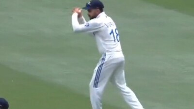 Virat Kohli doing shadow batting practice during 4th Australia Test Virat Kohli doing shadow batting practice during 4th Australia Test