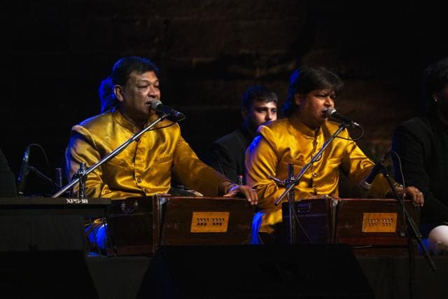 The Warsi Brothers comprising Naseer and Nazeer Ahmed Khan Warsi (Jodhpur RIFF/OIJO) The Warsi Brothers comprising Naseer and Nazeer Ahmed Khan Warsi (Jodhpur RIFF/OIJO)