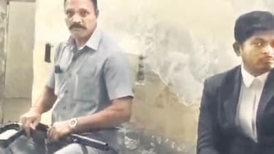 11 policemen suspended after security lapses in Kalyan court premises 11 policemen suspended after security lapses in Kalyan court premises