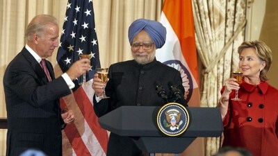 Manmohan Singh with Hillary Clinton and Joe Biden at a toast for 'Indo-American' friendship at a luncheon in Washington (PTI) Manmohan Singh with Hillary Clinton and Joe Biden at a toast for 'Indo-American' friendship at a luncheon in Washington (PTI)