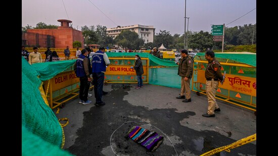 Police at the spot on Wednesday. (RAJ K RAJ /HT PHOTO)