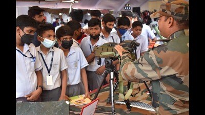 A dedicated section showcasing 25 vendors contributing to Atmnirbhar Bharat, highlighting indigenous equipment production will be set up for the visitors along with an immersive photo exhibition displaying the capabilities of armed forces. (HT PHOTO) A dedicated section showcasing 25 vendors contributing to Atmnirbhar Bharat, highlighting indigenous equipment production will be set up for the visitors along with an immersive photo exhibition displaying the capabilities of armed forces. (HT PHOTO)