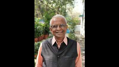 He is survived by his wife, two sons, daughters-in-law, and grandchildren. His sister, Bharti Thakur, is the founder of Narmadalaya. (HT PHOTO) He is survived by his wife, two sons, daughters-in-law, and grandchildren. His sister, Bharti Thakur, is the founder of Narmadalaya. (HT PHOTO)