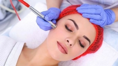 Wedding-ready skin in one session? Meet the 6-in-1 MIRApeel! (Photo by nikolasvn on Getty Images) Wedding-ready skin in one session? Meet the 6-in-1 MIRApeel! (Photo by nikolasvn on Getty Images)