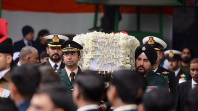 On Saturday, December 28, at 11:45 a.m., the Nigambodh Ghat cremation in Delhi will conduct the last ceremonies for former PM Manmohan Singh. (Hindustan Times) On Saturday, December 28, at 11:45 a.m., the Nigambodh Ghat cremation in Delhi will conduct the last ceremonies for former PM Manmohan Singh. (Hindustan Times)