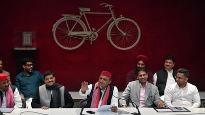 Samajwadi Party president Akhilesh Yadav addresses press conference in Lucknow. (Mushtaq Ali/HT Photo) Samajwadi Party president Akhilesh Yadav addresses press conference in Lucknow. (Mushtaq Ali/HT Photo)