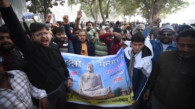 Agitators demonstrating during a protest at Gandhi Maidan in Patna over the alleged leak of a question paper of the December 13 combined preliminary exam conducted by BPSC. (Santosh Kumar) Agitators demonstrating during a protest at Gandhi Maidan in Patna over the alleged leak of a question paper of the December 13 combined preliminary exam conducted by BPSC. (Santosh Kumar)