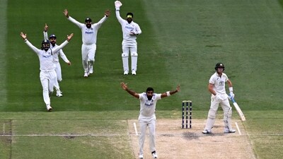 The Indian team appeals for a decision against Marnus Labuschagne on day four of the MCG Test match. (AFP) The Indian team appeals for a decision against Marnus Labuschagne on day four of the MCG Test match. (AFP)