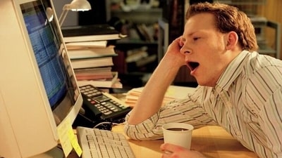 Starving at work? The shocking impact of skipped meals on heart health. (Photo by Ambius UK) Starving at work? The shocking impact of skipped meals on heart health. (Photo by Ambius UK)
