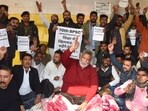 Pappu Yadav-MP sitting on dharna in support of BPSC students at Gardanibagh in Patna (Photo by Santosh Kumar/ Hindustan Times)