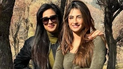Shweta Tiwari reacts to Palak Tiwari getting trolled for her link up rumours. Shweta Tiwari reacts to Palak Tiwari getting trolled for her link up rumours.