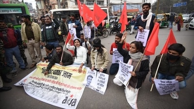 AISA activists during the Chakka Jam regarding the demands of BPSC candidates, in Patna. (Santosh Kumar) AISA activists during the Chakka Jam regarding the demands of BPSC candidates, in Patna. (Santosh Kumar)
