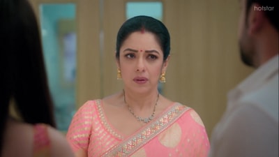 Rupali Ganguly in a still image from the latest episode of Anupamaa. Rupali Ganguly in a still image from the latest episode of Anupamaa.