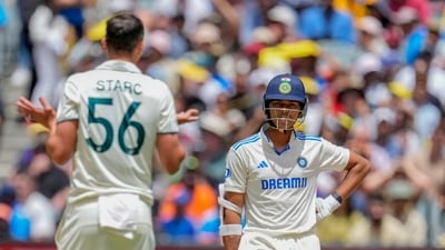 India's Yashasvi Jaiswal looks at Australia's Mitchell Starc during play on the second day of the fourth cricket test between Australia and India at the Melbourne Cricket Ground. (AP) India's Yashasvi Jaiswal looks at Australia's Mitchell Starc during play on the second day of the fourth cricket test between Australia and India at the Melbourne Cricket Ground. (AP)