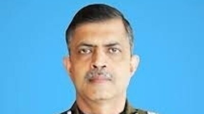 Vitul Kumar, a 1993-batch IPS officer from the Uttar Pradesh cadre, is currently serving as Special Director General of the CRPF. (@MBureaucrats/X) Vitul Kumar, a 1993-batch IPS officer from the Uttar Pradesh cadre, is currently serving as Special Director General of the CRPF. (@MBureaucrats/X)