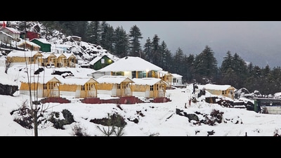 Houses covered with snow after fresh snowfall, at Auli of Chamoli district of Uttarakhand. (PTI) Houses covered with snow after fresh snowfall, at Auli of Chamoli district of Uttarakhand. (PTI)