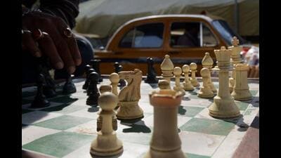 India’s victory march in chess began with 18-year-old D Gukesh when, against all odds, he became India’s first Candidates champion since five-time world champion Viswanathan Anand. / AFP PHOTO / Dibyangshu SARKAR (AFP) India’s victory march in chess began with 18-year-old D Gukesh when, against all odds, he became India’s first Candidates champion since five-time world champion Viswanathan Anand. / AFP PHOTO / Dibyangshu SARKAR (AFP)