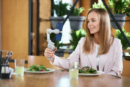 AI-powered nutrition and smart devices can help in tracking your intake. (Freepik) AI-powered nutrition and smart devices can help in tracking your intake. (Freepik)