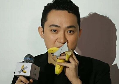 Chinese billionaire Justin Sun ate up Italian artist Maurizio Cattelan's artwork Comedian, that is the duct-taped banana that he bought at an auction. Chinese billionaire Justin Sun ate up Italian artist Maurizio Cattelan's artwork Comedian, that is the duct-taped banana that he bought at an auction.