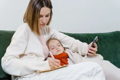 Fever, cough, and cold: Children under 5 will have these problems frequently throughout the year. Try to improve the child's immunity by making him or her exercise regularly and giving nutritious food. (Pexels) Fever, cough, and cold: Children under 5 will have these problems frequently throughout the year. Try to improve the child's immunity by making him or her exercise regularly and giving nutritious food. (Pexels)