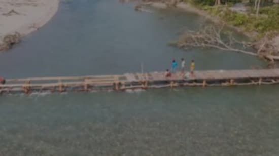 IFS officer Parveen Kaswan shared a video of forest officials constructing a bridge in rugged terrain after a river shifted course. (X/@ParveenKaswan)