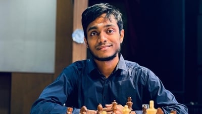 GM Aravindh Chithambaram beat Hikaru Nakamura at the World Blitz Championship in New York. (HT_PRINT) GM Aravindh Chithambaram beat Hikaru Nakamura at the World Blitz Championship in New York. (HT_PRINT)