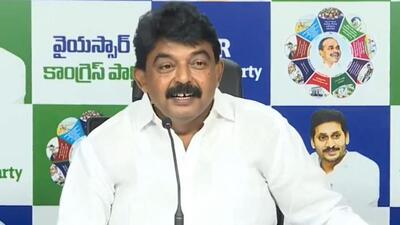 Nearly 378 metric tonnes PDS rice went missing from a warehouse leased by the state’s civil supplies department from Perni Nani’s wife in Machilipatnam. (X/_Ysrkutumbam)