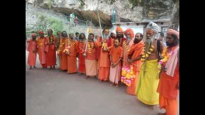 The saints with the ‘Pavitra Chhadi’. (HT Photo)