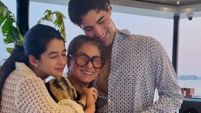 Dimple Kapadia with Aarav and Naomika in a new picture. Dimple Kapadia with Aarav and Naomika in a new picture.