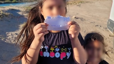 US troops in Eagle Pass, Texas, on Saturday found the stranded children, aged five and nine years old, from El Salvador, the Texas Department of Public Safety said.