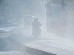 Residents of Borivali complained of air pollution in their area due to construction/ road works. (Photo by Vijay Bate/HT Photo) Residents of Borivali complained of air pollution in their area due to construction/ road works. (Photo by Vijay Bate/HT Photo)