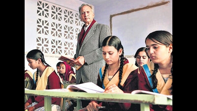 AGAINST-ALL-ODDS-Wahid-Chowhan-with-students-at-the-Excellence-Knowledge-City-for-Girls-a-school-he-set-up-in-Sikar-Rajasthan-The-school-provides-a-unique-mix-of-madrasa-education-with-more-mainstream-subjects AGAINST-ALL-ODDS-Wahid-Chowhan-with-students-at-the-Excellence-Knowledge-City-for-Girls-a-school-he-set-up-in-Sikar-Rajasthan-The-school-provides-a-unique-mix-of-madrasa-education-with-more-mainstream-subjects