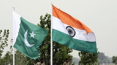 India and Pakistan exchanged, through diplomatic channels, simultaneously in New Delhi and Islamabad, the lists of civilian prisoners and fishermen in each other’s custody (Reuters file)