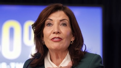 New York's Governor Kathy Hochul answers questions from reporters after she made a transportation announcement on a revised congestion pricing plan at a press conference in New York City, New York, U.S., November 14, 2024. REUTERS/Kent J. Edwards (REUTERS)