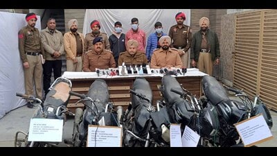 The accused, along with the seized motorcycles, in police custody at the Basti Jodhewal police station in Ludhiana on Wednesday. (HT photo) The accused, along with the seized motorcycles, in police custody at the Basti Jodhewal police station in Ludhiana on Wednesday. (HT photo)