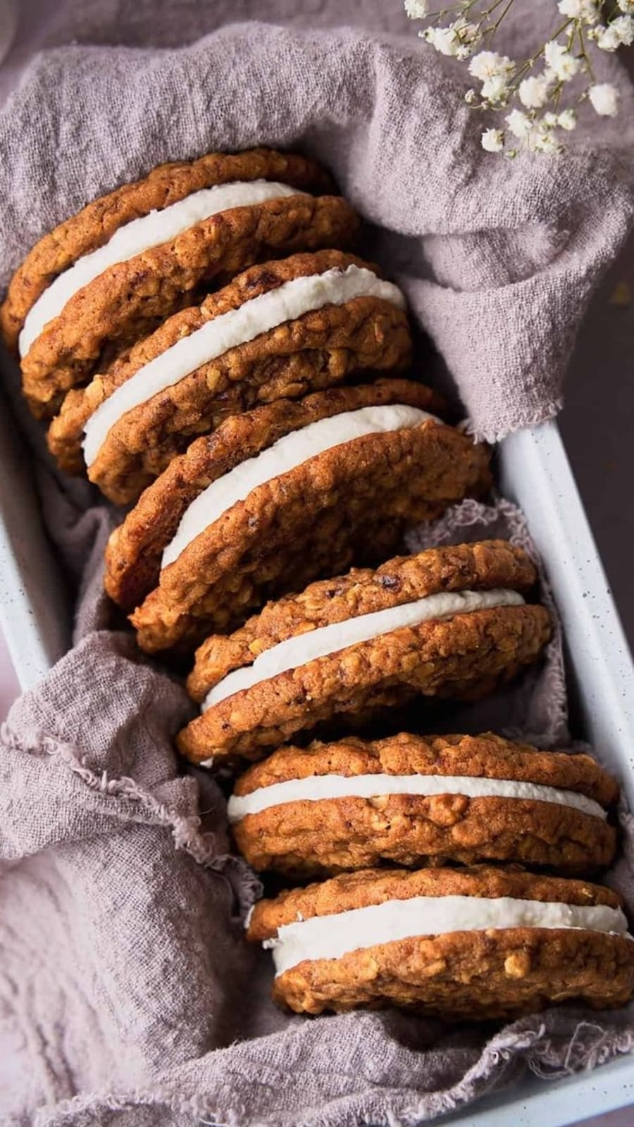 Homemade_Oatmeal_Creme_Pies