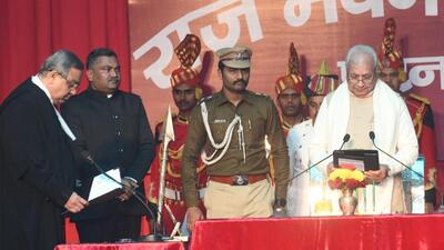 Arif Mohammad Khan took oath as the governor of Bihar at an event at Raj Bhavan on Thursday. (HT Photo/Santosh Kumar) Arif Mohammad Khan took oath as the governor of Bihar at an event at Raj Bhavan on Thursday. (HT Photo/Santosh Kumar)